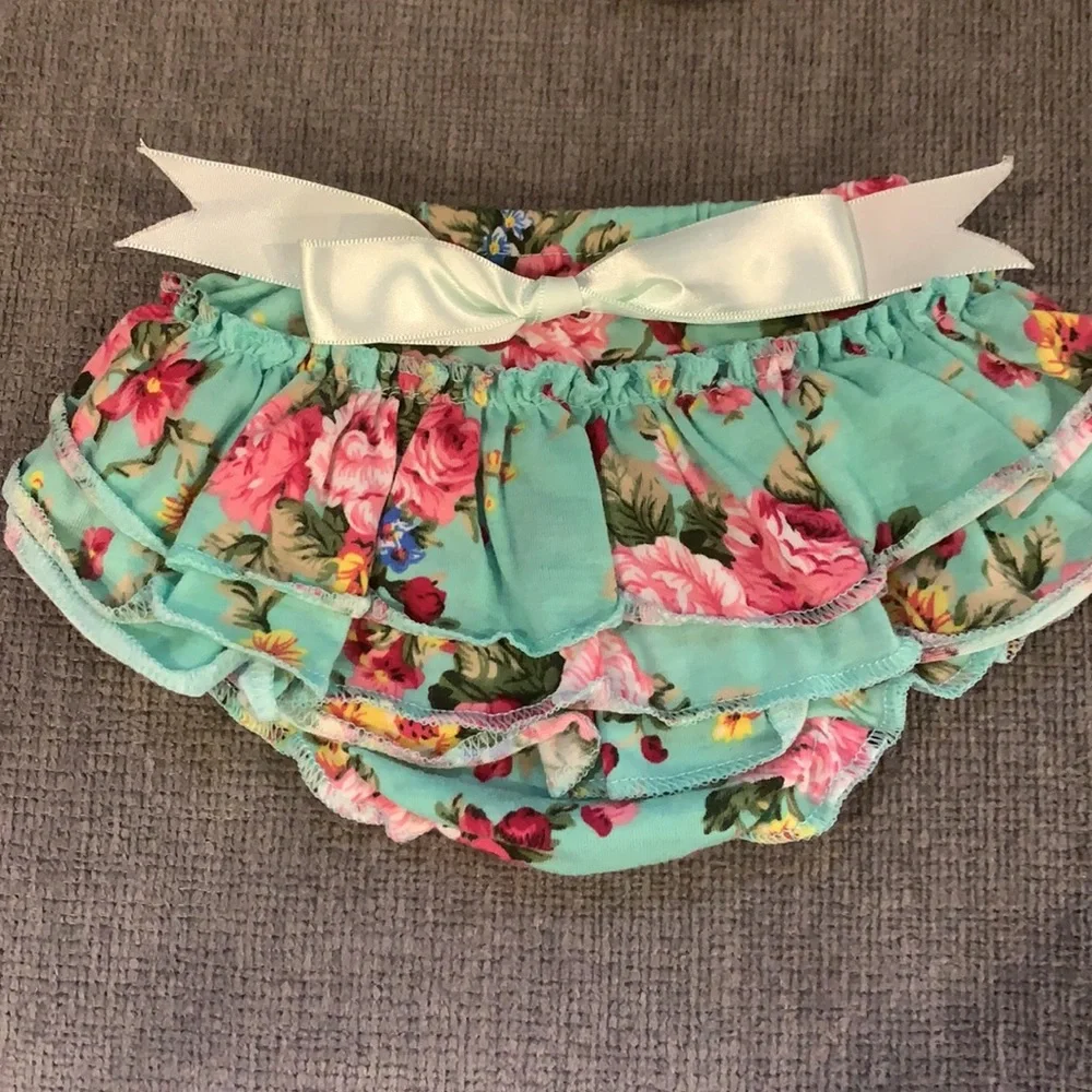 Infant Diaper Cover and Booties NWT